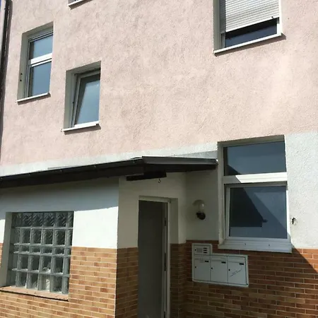דירה Ferienwohnung Zur Alten Gartnerei רייכנבאך אים פוגטלנד